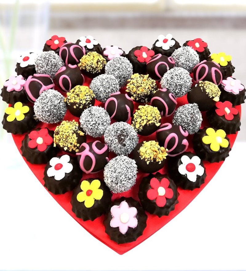 Sürpriz Tatlar Sepeti